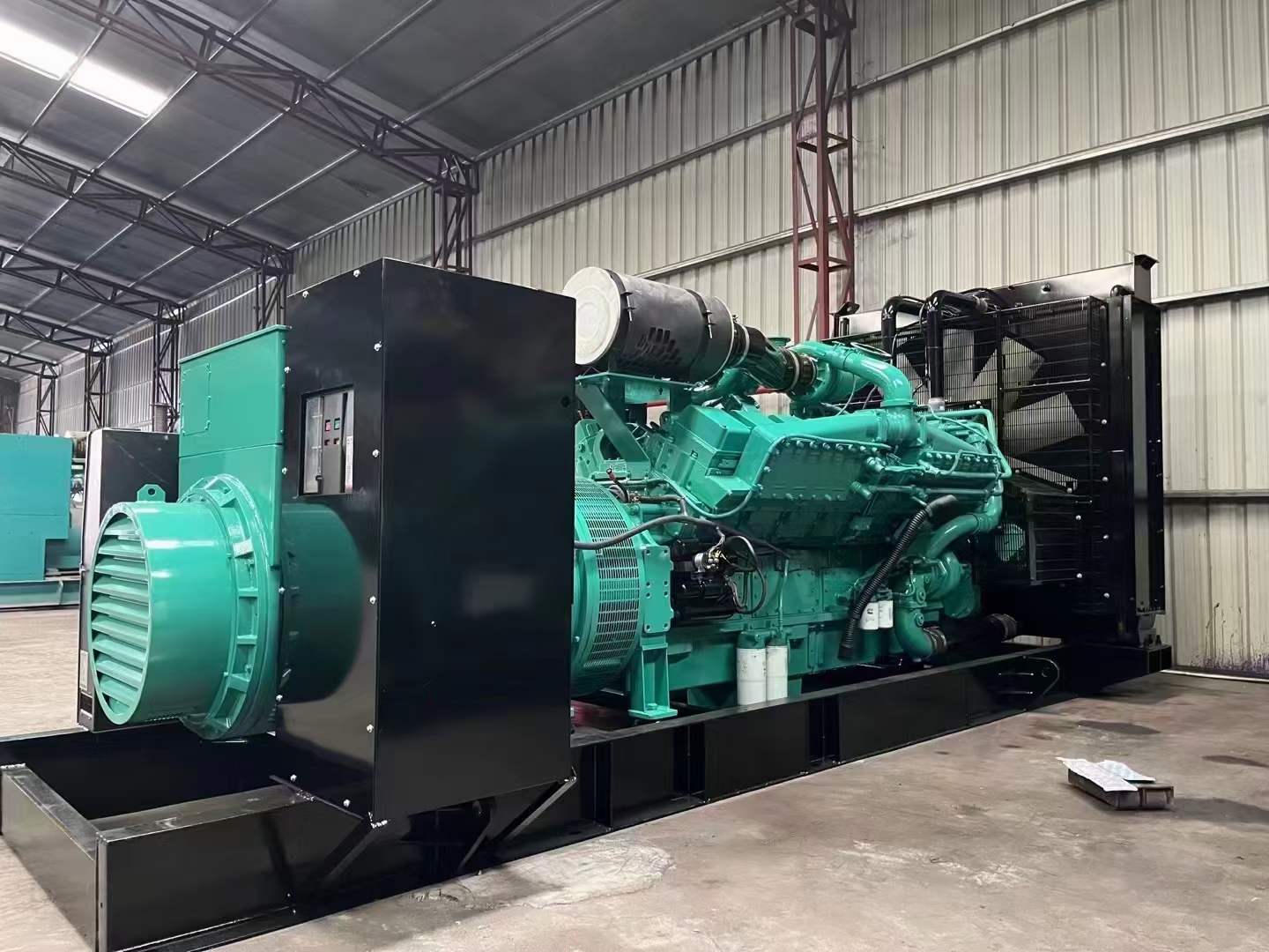 灵璧如何降低 800kW 柴油发电机输出电流的波动？